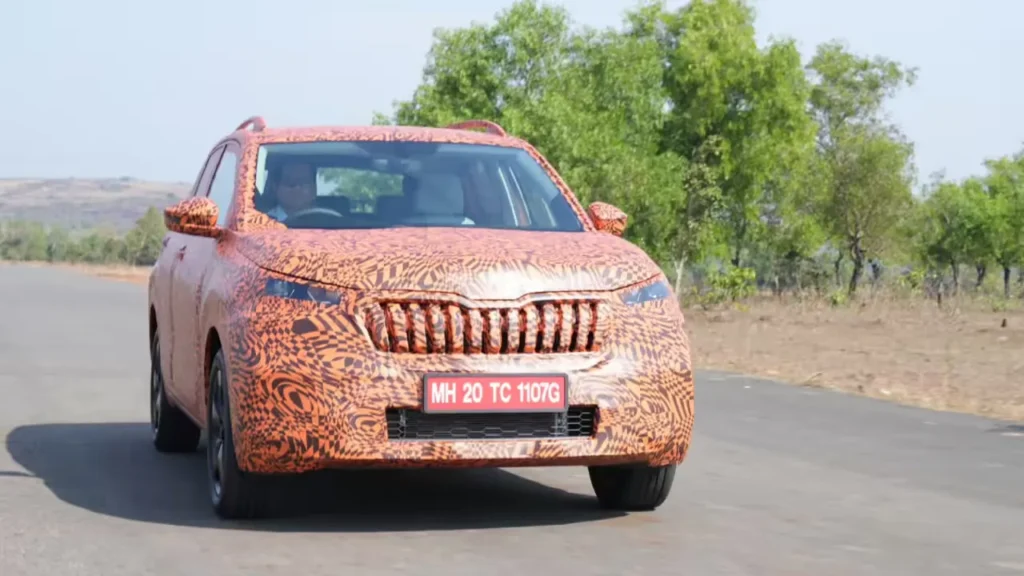 Skoda Kushaq Facelift 2025 front view with sleek grille and headlamps