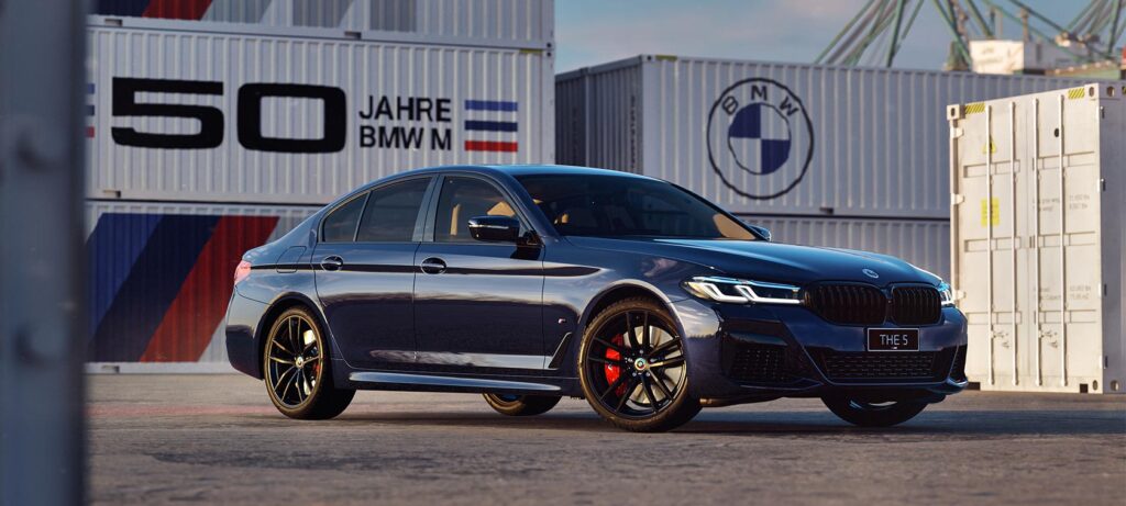 BMW 3 Series 50 Jahre Edition 2025 front grille LED headlights iconic design