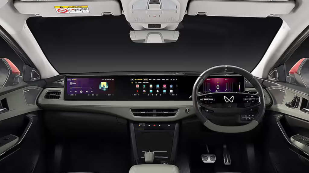 Mahindra XEV 7e interior triple 12.3-inch display ventilated powered seats EV