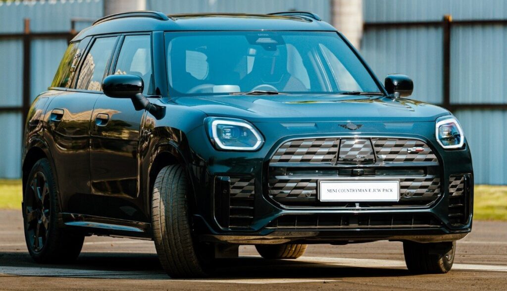 Mini JCW Countryman ALL4 2025 sporty front grille and LED headlights India