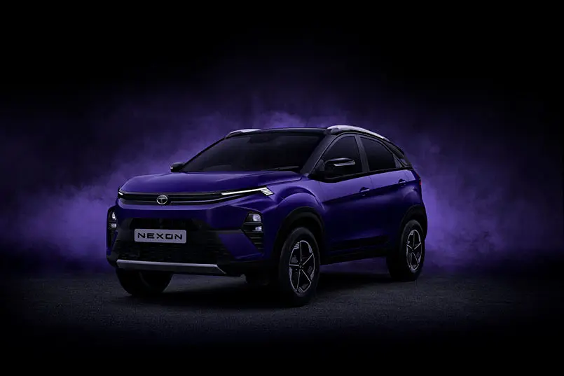 Tata Nexon updated 2025 front view with LED projector headlamps, fog lamps, and new grille design